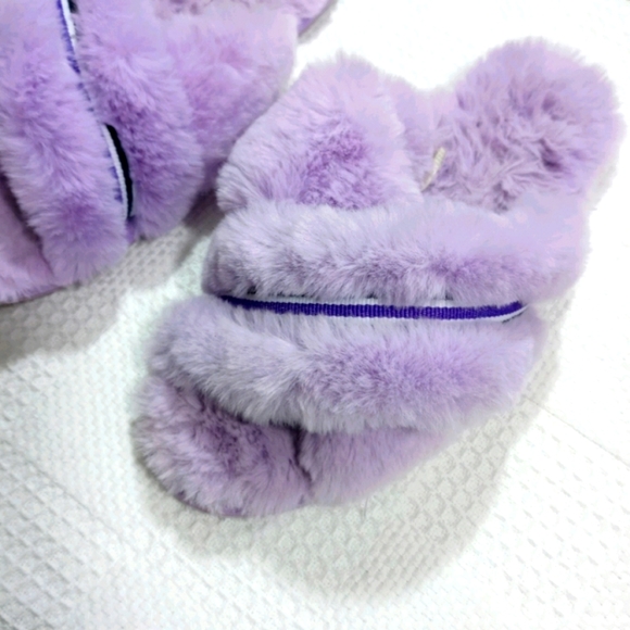 Faux Fur Purple Slippers Wide - Picture 2 of 4